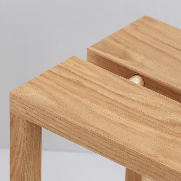 Moebe Peg Hocker Sitzmöbel Holzstuhl Eiche Geölt H 44 Cm Möbel Sitz Stuhl B-Ware - 5713520017834