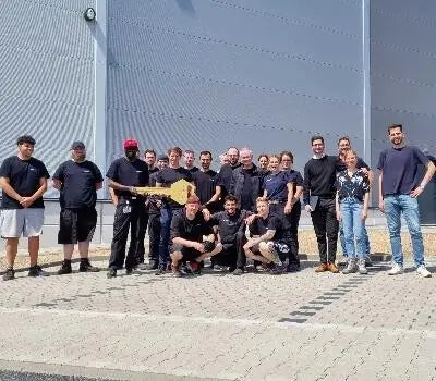 second-circle team